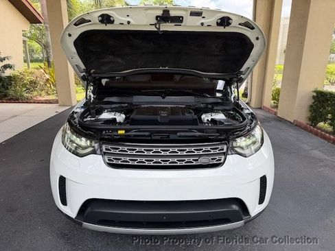 Used 2017 Land Rover Discovery HSE AWD/4WD image 89