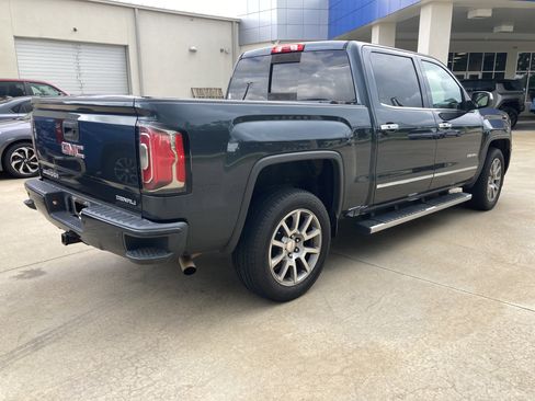 Used 2017 GMC Sierra 1500 Denali AWD/4WD image 2