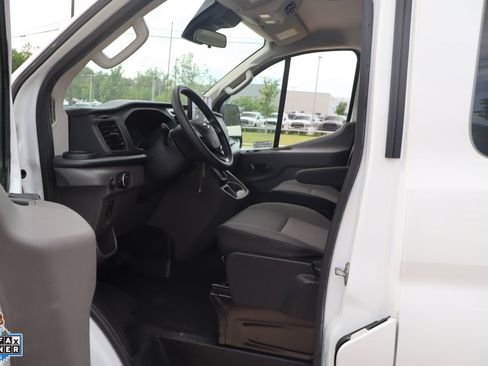 Used 2024 Ford Transit 350 XLT RWD image 23