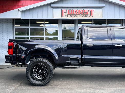 Used 2023 Ford F450 Platinum w/ FX4 Off-Road Package AWD/4WD image 11