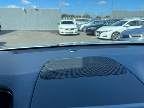 Used 2023 Hyundai Santa Fe SEL image 18