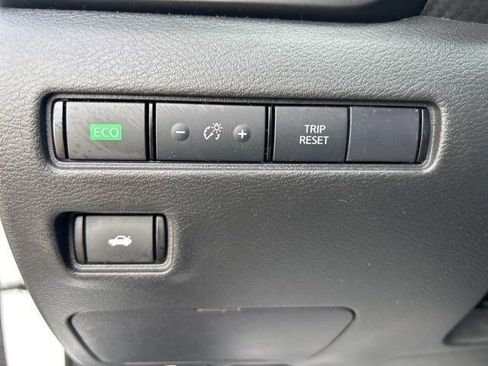 Used 2024 Nissan Sentra S image 19