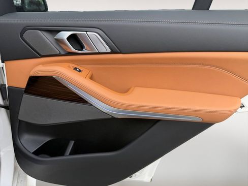 Used 2026 BMW X5 sDrive40i image 30