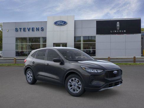 New 2026 Ford Escape Active w/ Cold Weather Package AWD/4WD image 1