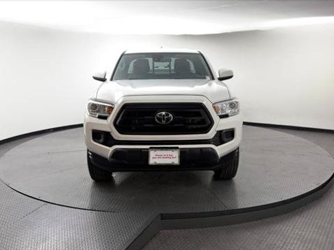 Used 2023 Toyota Tacoma SR RWD image 13
