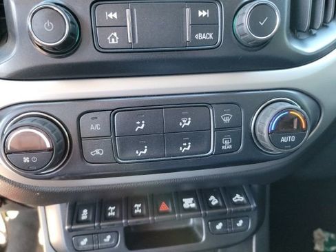 Used 2020 Chevrolet Colorado ZR2 image 13