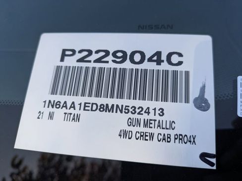 Used 2021 Nissan Titan PRO-4X w/ Pro-4x Convenience Package image 37