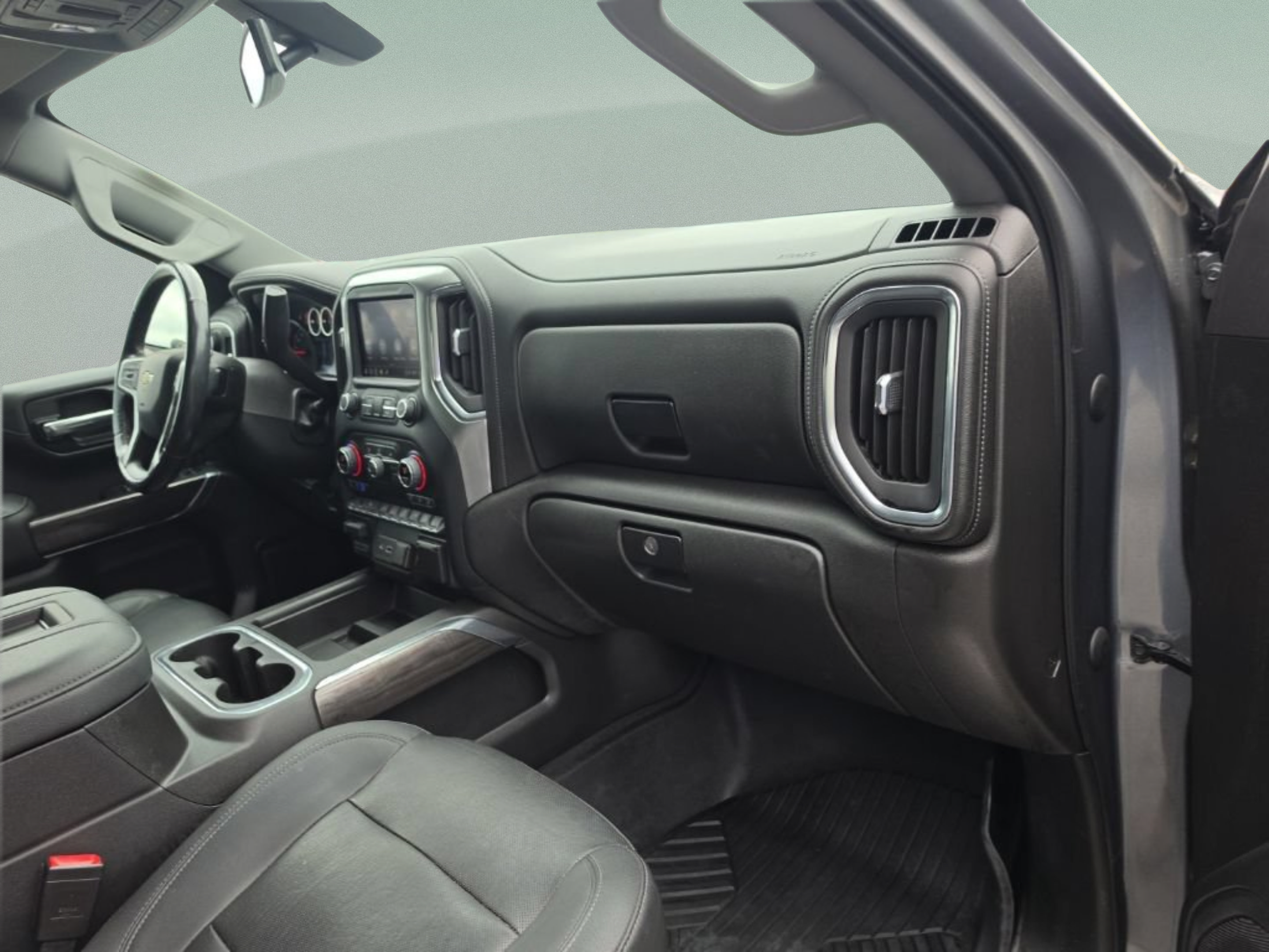 Used 2021 Chevrolet Silverado 1500 LTZ AWD/4WD image 32