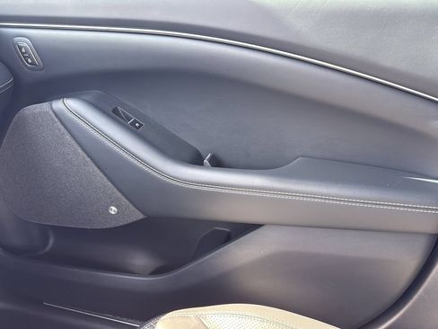 Used 2023 Ford Mustang Mach-E Premium RWD image 23
