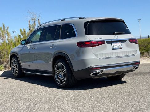 Used 2026 Mercedes-Benz GLS 450 4MATIC image 10