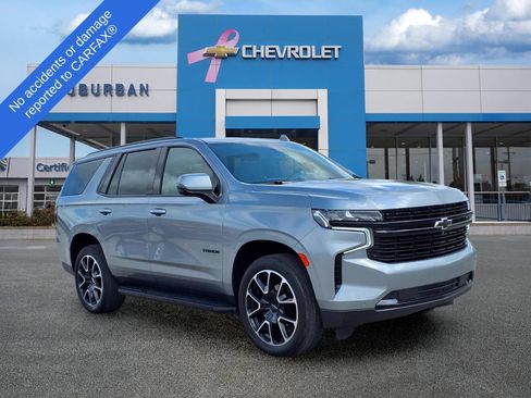 Used 2023 Chevrolet Tahoe RST w/ Luxury Package AWD/4WD image 3
