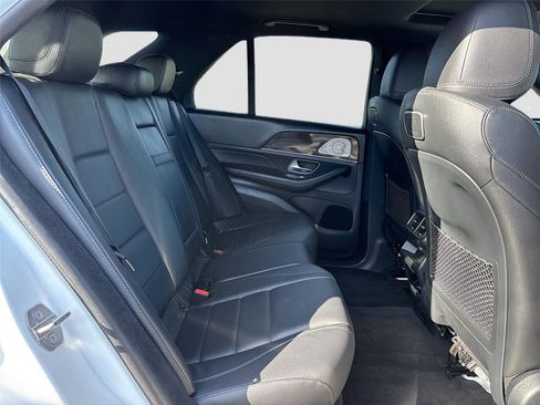 Used 2020 Mercedes-Benz GLE 350 w/ Premium Package image 31
