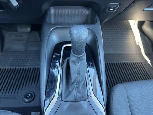 Certified 2024 Toyota Corolla LE image 28