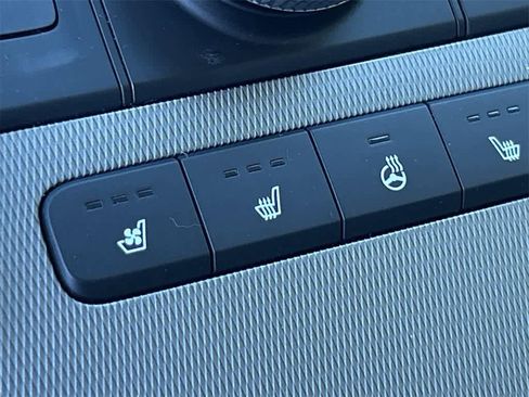 Used 2024 Hyundai Palisade Limited image 20