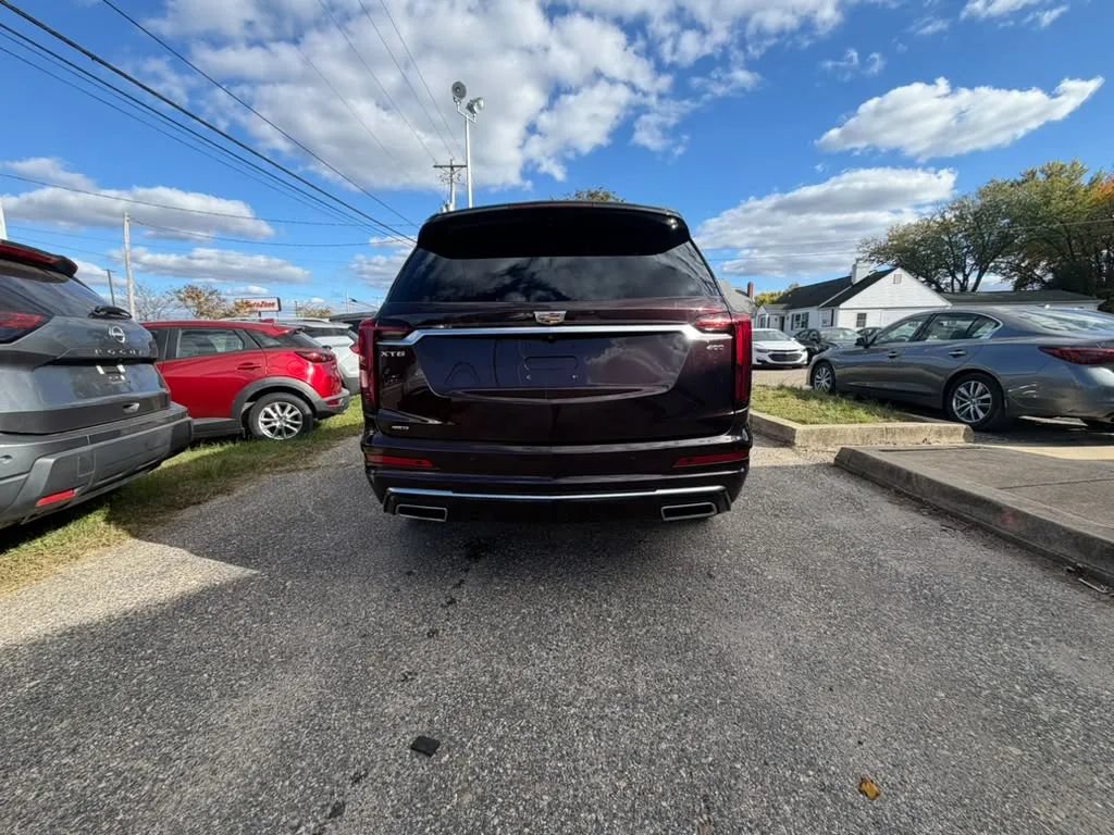 Used 2021 Cadillac XT6 Premium Luxury AWD/4WD image 5