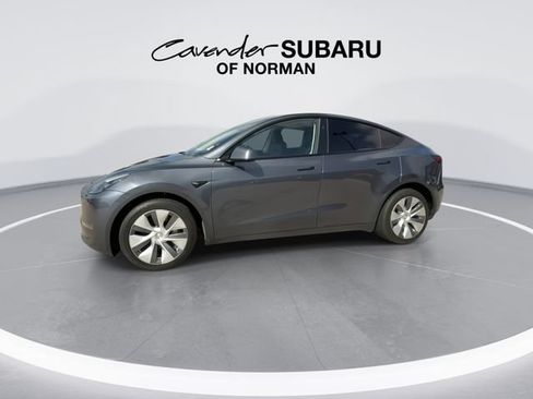 Used 2023 Tesla Model Y Long Range AWD/4WD image 5