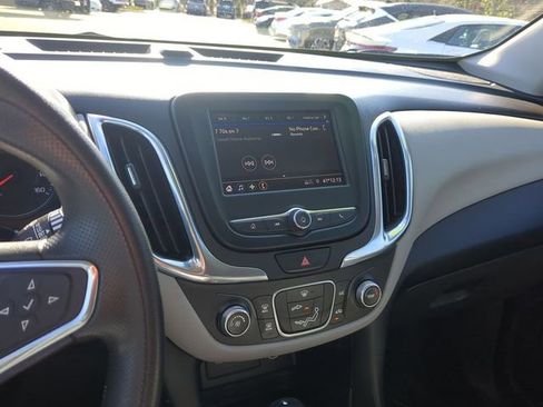 Used 2020 Chevrolet Equinox LT image 30
