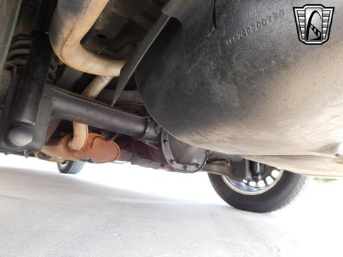 Used 1992 Ford Mustang LX image 16