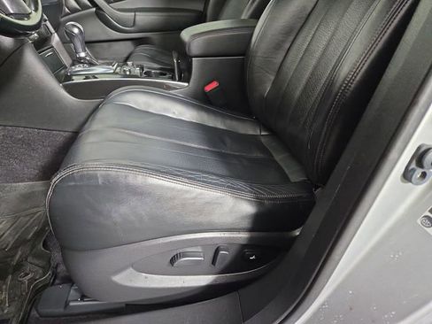 Used 2014 INFINITI QX70 AWD w/ Premium Package image 31
