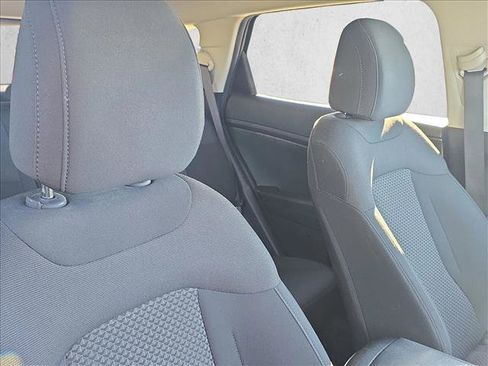 Used 2023 Kia Sportage LX image 21