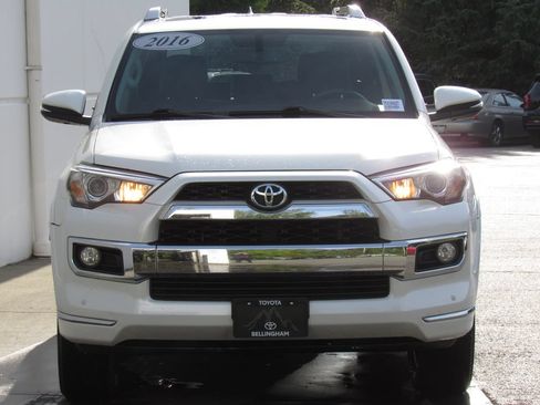 Used 2016 Toyota 4Runner Limited AWD/4WD image 3