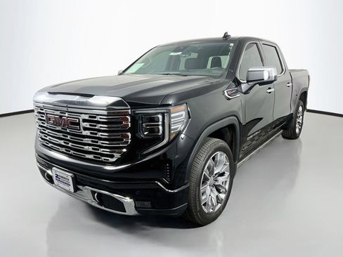 Used 2024 GMC Sierra 1500 Denali AWD/4WD image 3