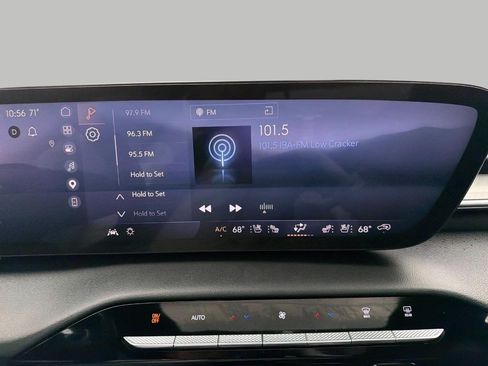Used 2025 Buick Enclave Avenir w/ Super Cruise Package AWD/4WD image 75
