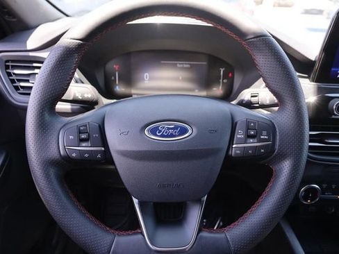 Certified 2025 Ford Escape ST-Line FWD image 10