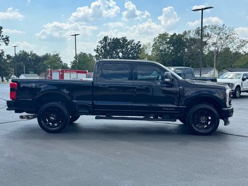 Used 2025 Ford F250 XLT w/ Black Appearance Package AWD/4WD image 20
