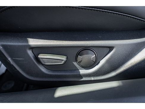 Used 2025 Ford Mustang GT Premium RWD image 9