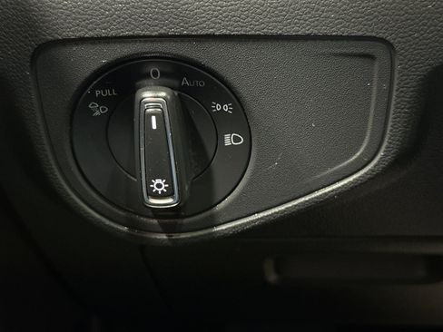 Used 2023 Volkswagen Atlas SEL image 31