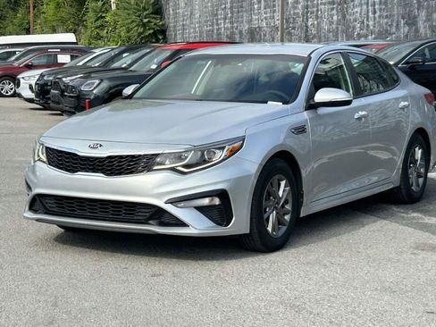Used 2019 Kia Optima LX FWD image 3