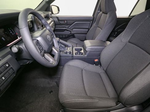 New 2026 Toyota 4Runner SR5 AWD/4WD image 24