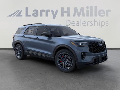 New 2026 Ford Explorer ST-Line image 7