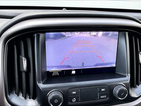 Used 2022 GMC Canyon AT4 image 15