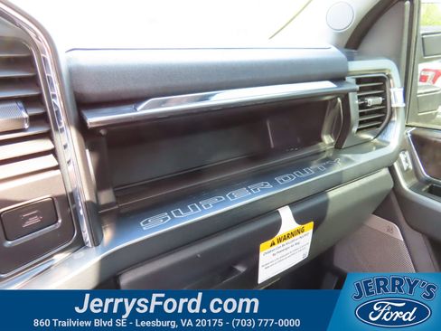 Used 2026 Ford F250 Lariat w/ Tremor Off-Road Package AWD/4WD image 29