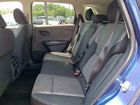 Used 2021 Nissan Rogue S AWD/4WD image 10