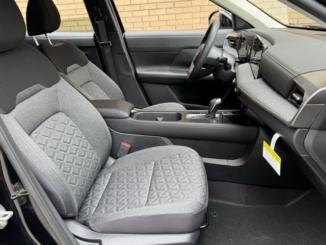 New 2026 Nissan Kicks SV w/ Cold Weather Package AWD/4WD image 7