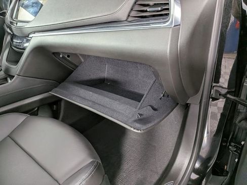 Certified 2025 Cadillac XT5 Premium Luxury w/ LPO, Floor Liner Package image 34