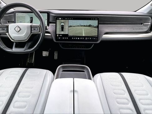 Used 2023 Rivian R1S Launch Edition AWD/4WD image 17
