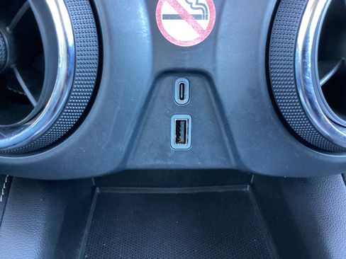 Used 2025 Chevrolet Blazer LT image 24