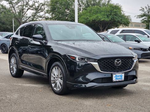 Used 2023 MAZDA CX-5 Signature AWD/4WD image 3