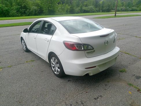 Used 2012 MAZDA MAZDA3 i Sport FWD image 6