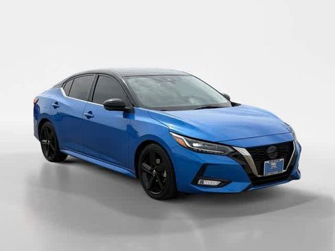 Used 2022 Nissan Sentra SR w/ SR Premium Package image 7
