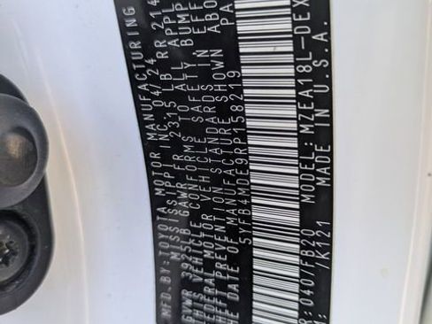 Used 2024 Toyota Corolla LE image 34