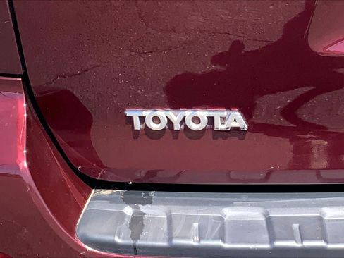 Used 2008 Toyota Sequoia Limited RWD image 9