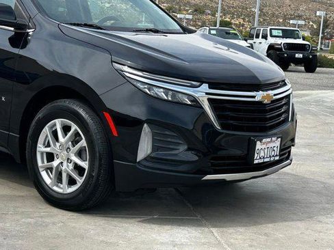 Used 2022 Chevrolet Equinox LT FWD image 9
