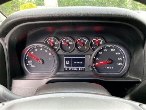 Used 2023 Chevrolet Silverado 1500 Custom AWD/4WD image 24
