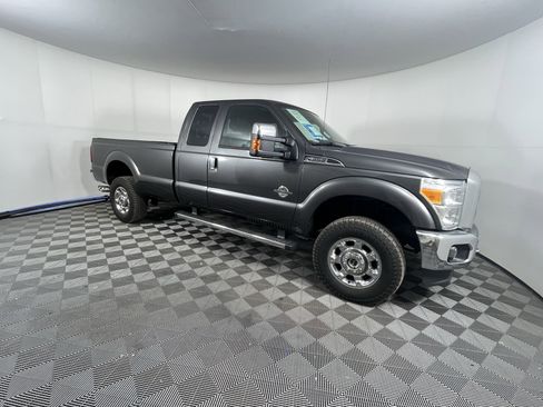 Used 2016 Ford F350 Lariat w/ Chrome Package AWD/4WD image 4
