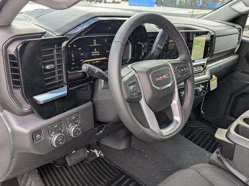 New 2026 GMC Sierra 1500 SLE w/ Preferred Package AWD/4WD image 13